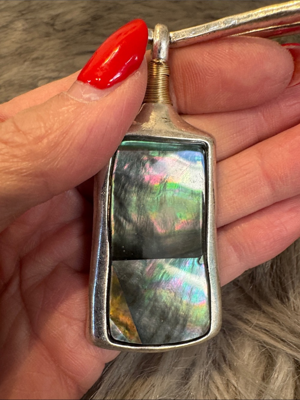 RLM by Robert Lee Morris Silver plate Pendant Necklace with Abalone Inlay - Picture 8 of 8